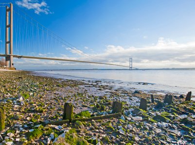 The Humber Bridge between the Lower and Upper Humber